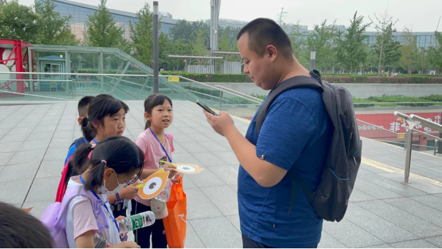 两个黄鹂社会实践活动