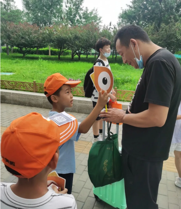 两个黄鹂社会实践活动