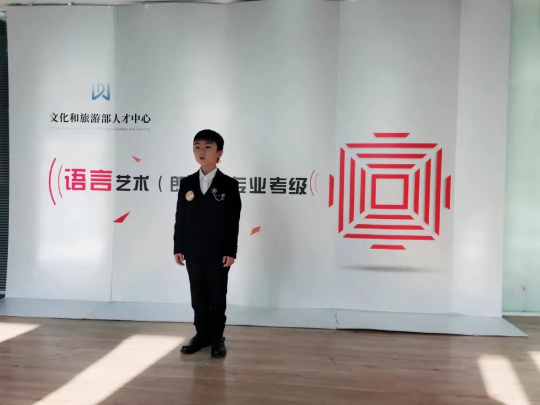 两个黄鹂